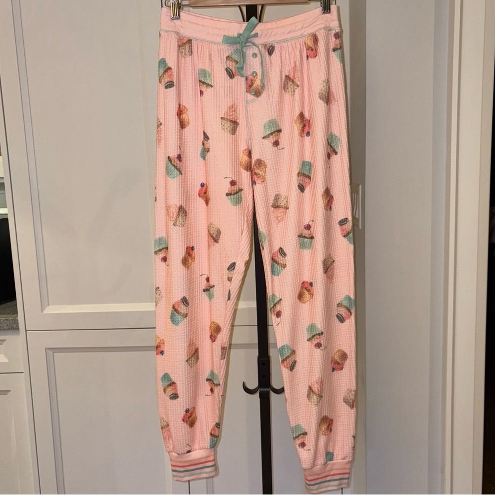 P.J. Salvage Pink Cupcake-Print Waffle Knit Pajama Bottom Pants Size Medium